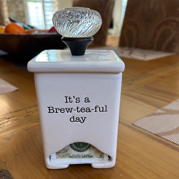 Mud Pie Other - NWT! Mudpie White Ceramic Tea Bag Caddy